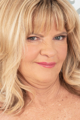 Elara Elis from NAUGHTYMAG